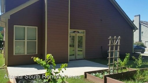 Building Photo - 43 Magnolia Pky