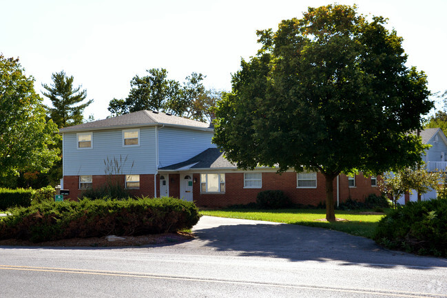 Building Photo - Guion Creek Apartments