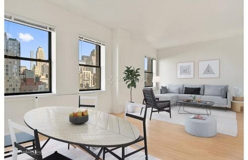 Building Photo - 53 W 34th St