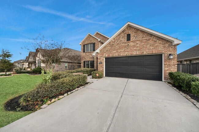 Building Photo - 21034 Sunny Ravine Dr