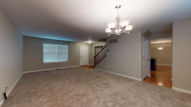 Building Photo - 2426 Glenmount Ct