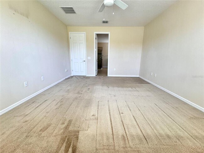 Foto del edificio - 3211 Agostino Terrace