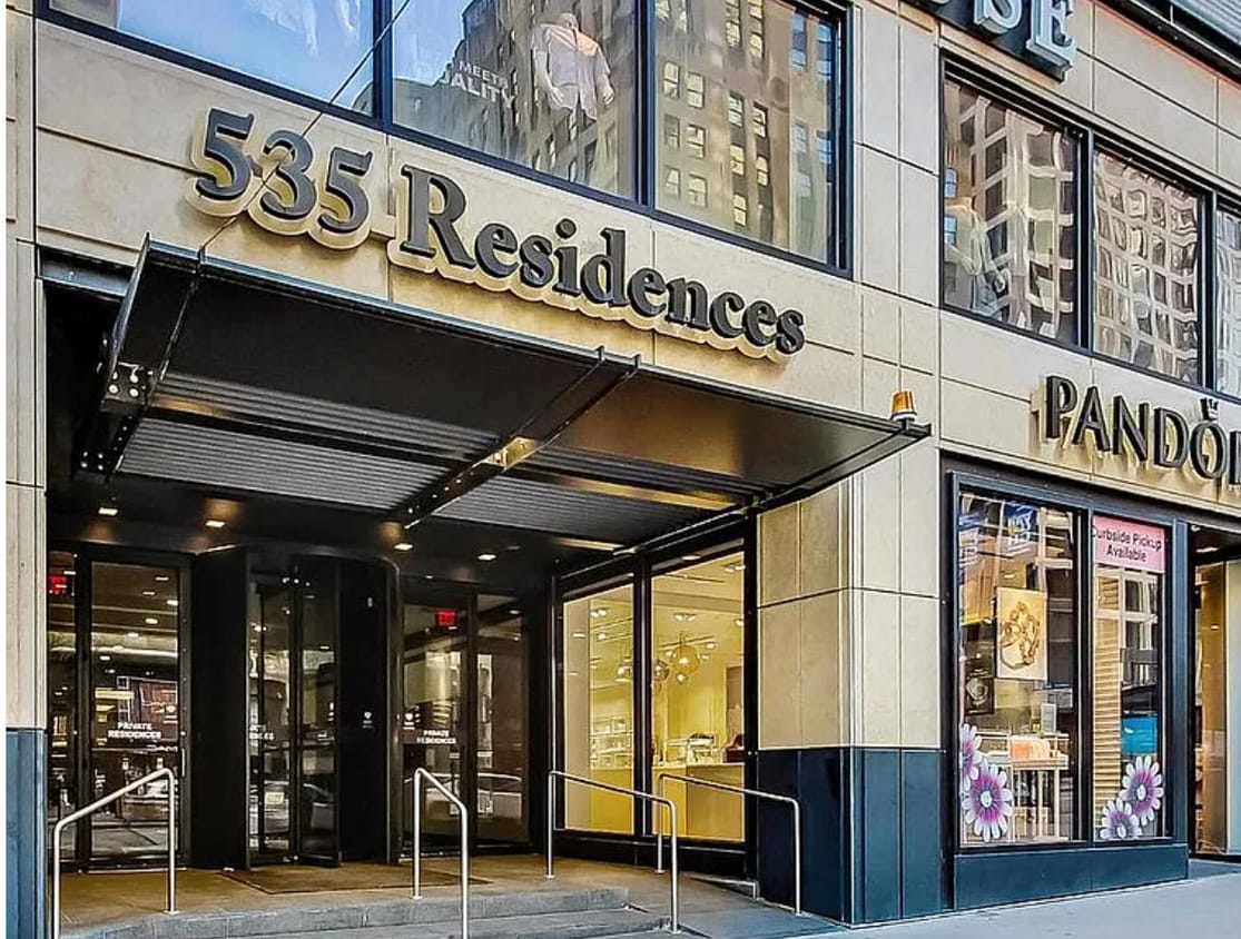 Primary Photo - 535 N Michigan Ave
