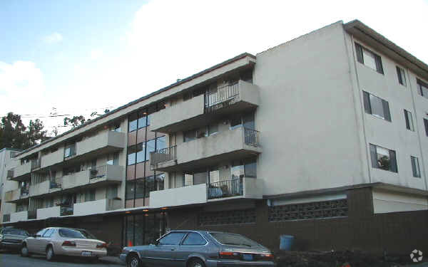 Primary Photo - Bella Monte Apartments