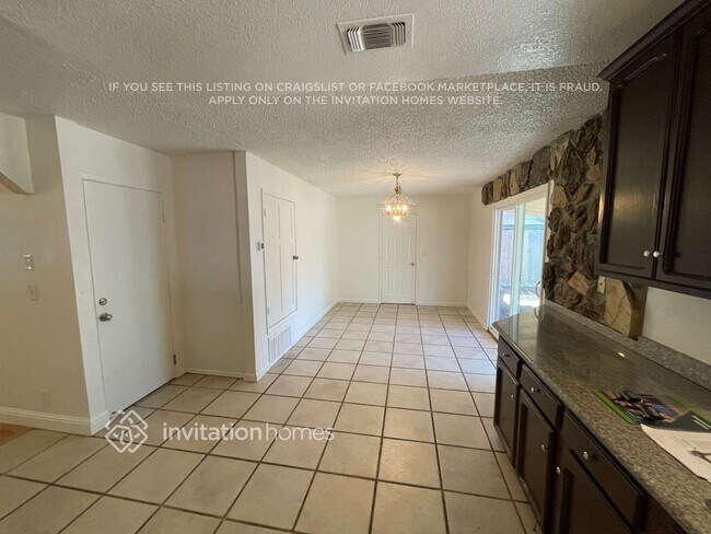 Foto del edificio - 14455 E Juniper Ave