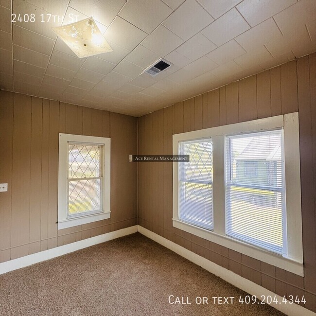 Building Photo - 2408 17th St
