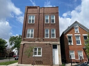 Building Photo - 2858 S St Louis Ave