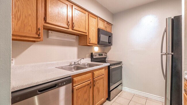 Building Photo - Wheelhouse Apartments