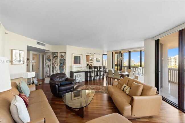 Foto del edificio - 1000 W Island Blvd