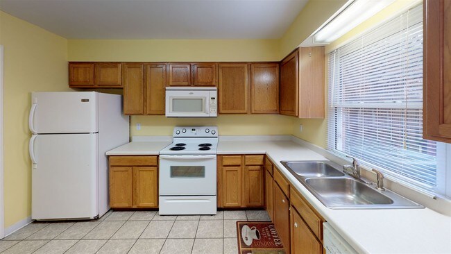 Foto del edificio - 1611 S Dorchester Dr