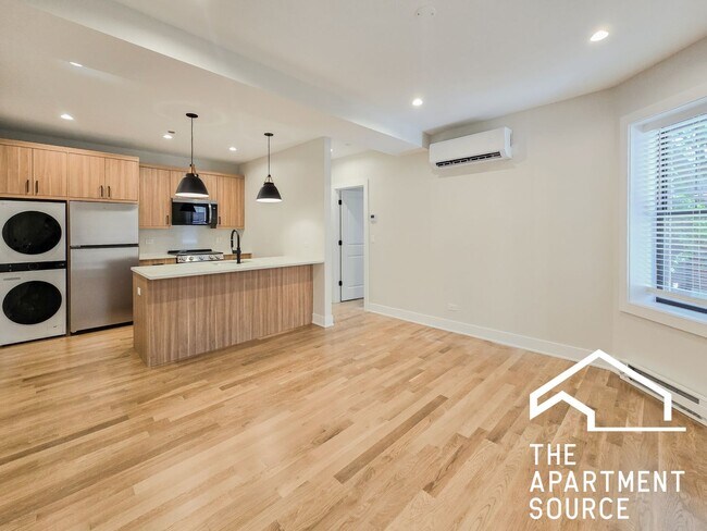 Photo - 2239 N Bissell St Apartment
