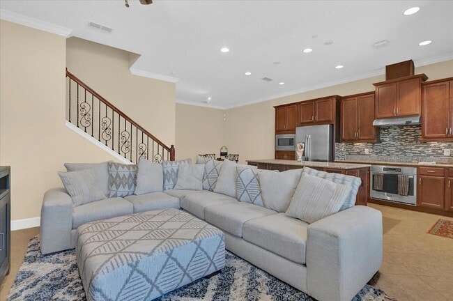 Photo - 9219 Laureate Blvd Townhome
