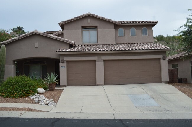 Building Photo - 4302 N Sunset Cliff Dr