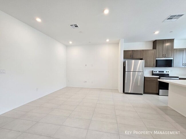 Building Photo - 5717 CRENELLATED St