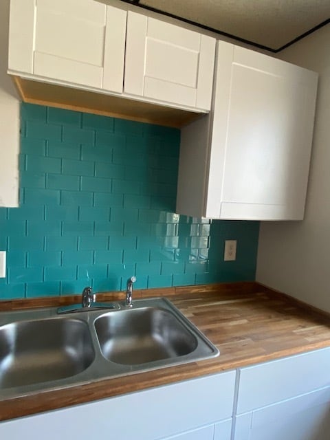 Building Photo - 319 Chapman Dr