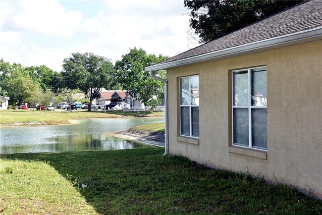 Building Photo - 271 Daniels Pointe Dr