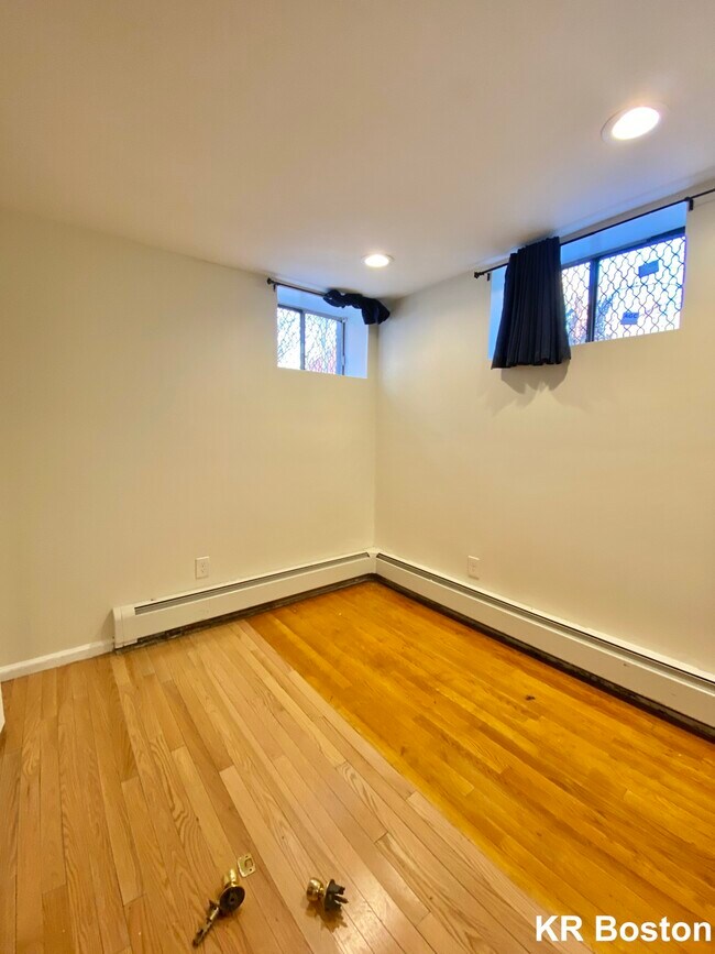 Building Photo - 265 Shawmut Ave
