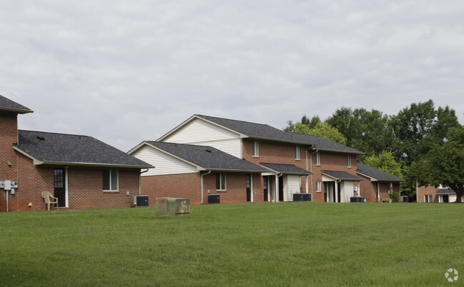 Building Photo - Westwood Townhouses