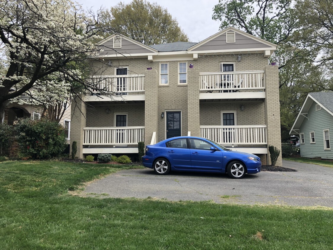 Foto principal - 2229 Park Rd