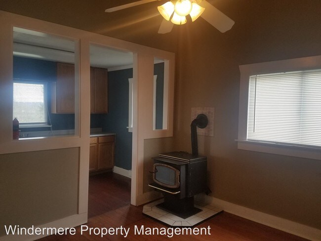 Building Photo - 2 br, 1 bath House - 510 S Hartford Avenue