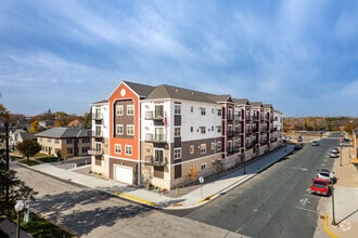 Town Center Apartments photo'