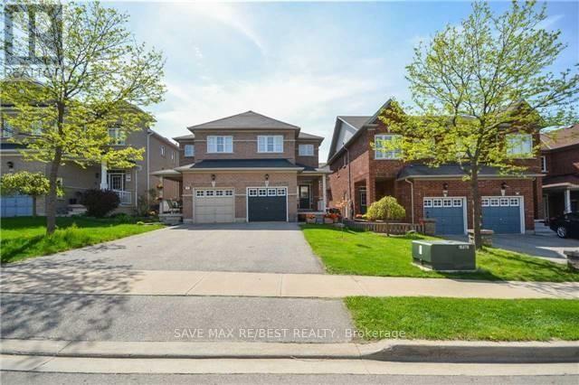 Building Photo - 92 Silent Pond Crescent