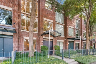 Building Photo - 4239 Rawlins St