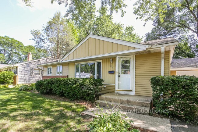 Building Photo - 407 N Derbyshire Ave