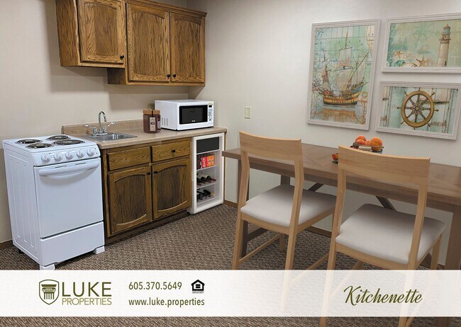 Building Photo - Cozy and affordable apartment with amazing...