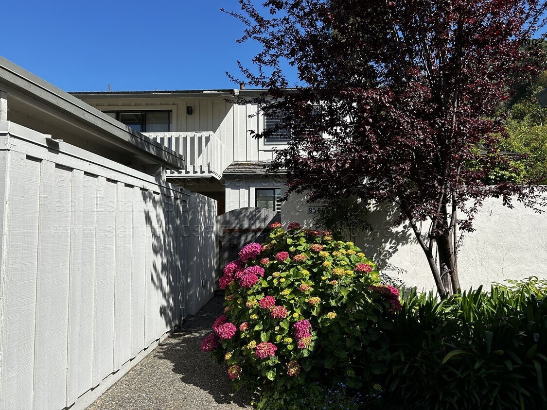 Primary Photo - Three Bedroom Remodeled Carmel Valley Ranc...