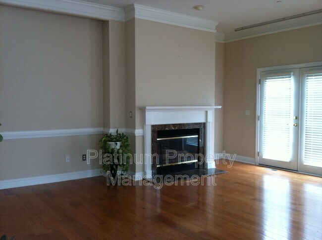 Foto del edificio - 201 Creekway Crossing