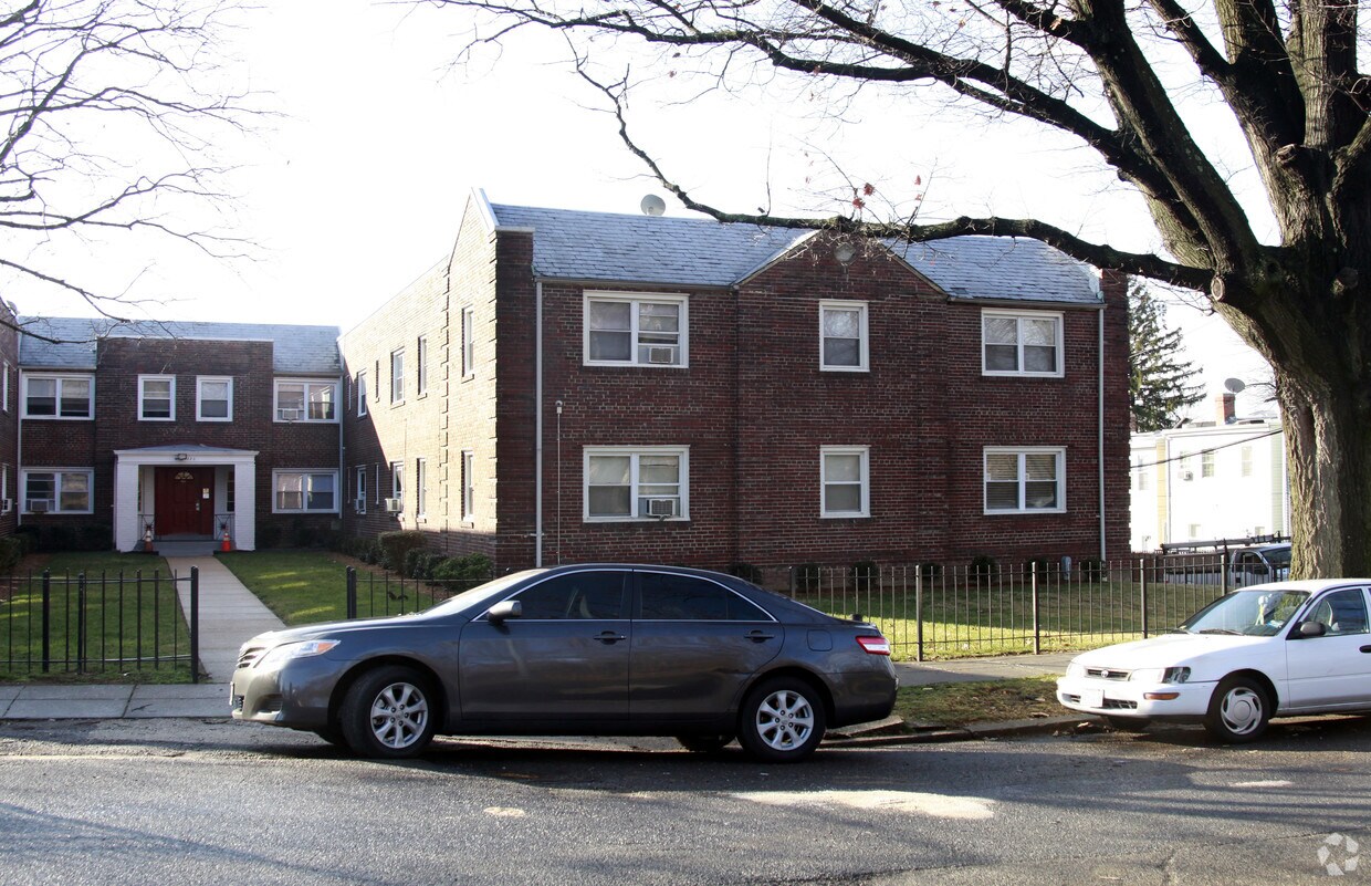 Foto del edificio - Allison Apartments