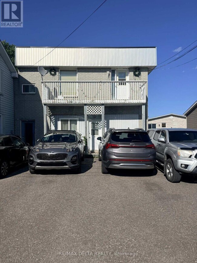 Photo du bâtiment - 7 - 4567 STE CATHERINE STREET