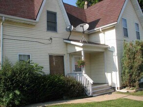 Building Photo - 151 W Battle Creek St