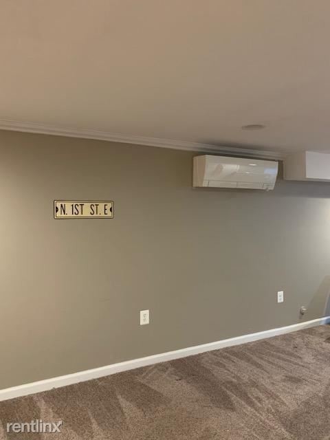 Building Photo - 808 Umbra St