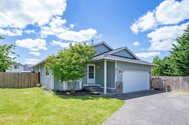 Foto del edificio - Exquisite 3-bedroom, 2-full bath Home in Puyallup