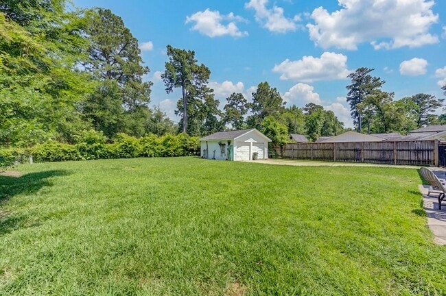 Building Photo - 24522 Glen Loch Dr