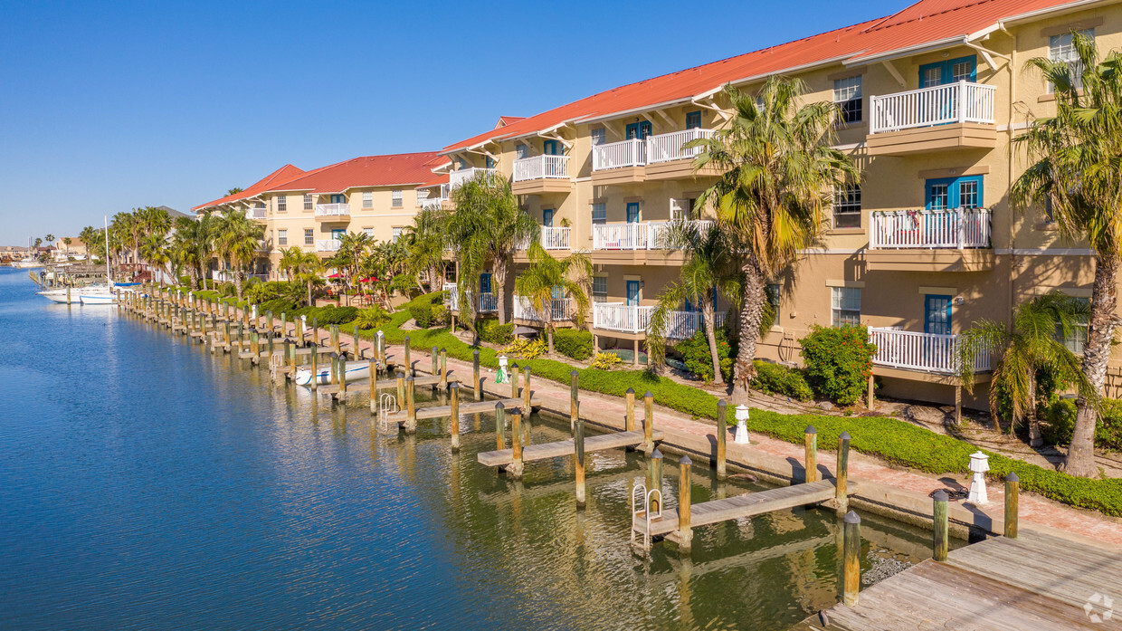 Primary Photo - Compass Bay Apartments