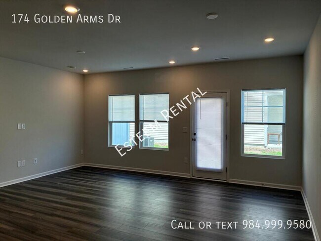 Building Photo - 174 Golden Arms Dr