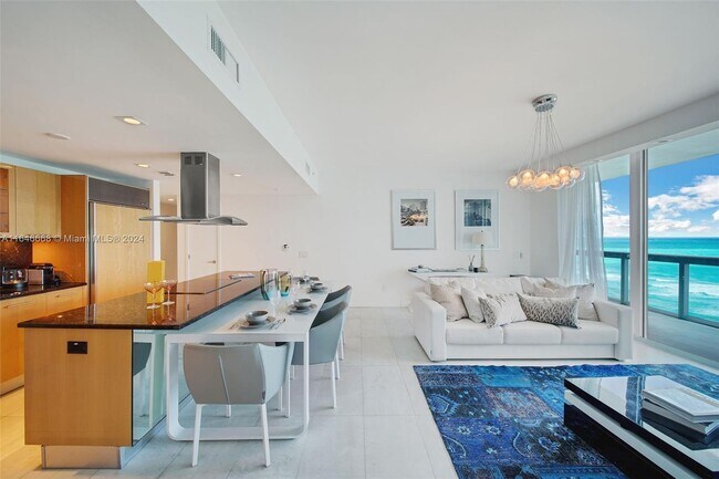 Foto del edificio - 6899 Collins Ave