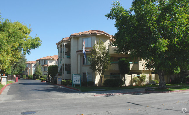 Rancho Verde Apartaments - Rancho Verde Apartments