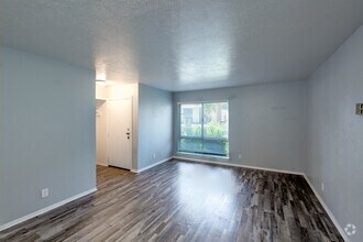Interior Photo - Casita Grove