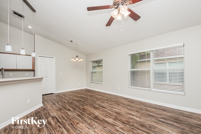 Foto del edificio - 11405 Kenley Cir