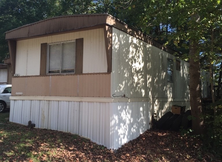 Primary Photo - 104 Sante Cir
