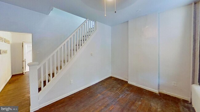 Building Photo - 1850 N Marshall St
