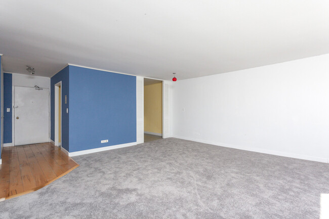 Foto del edificio - 5455 N Sheridan Rd