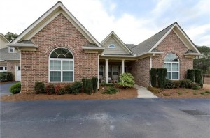 Primary Photo - 940 Savannah Commons Dr NE