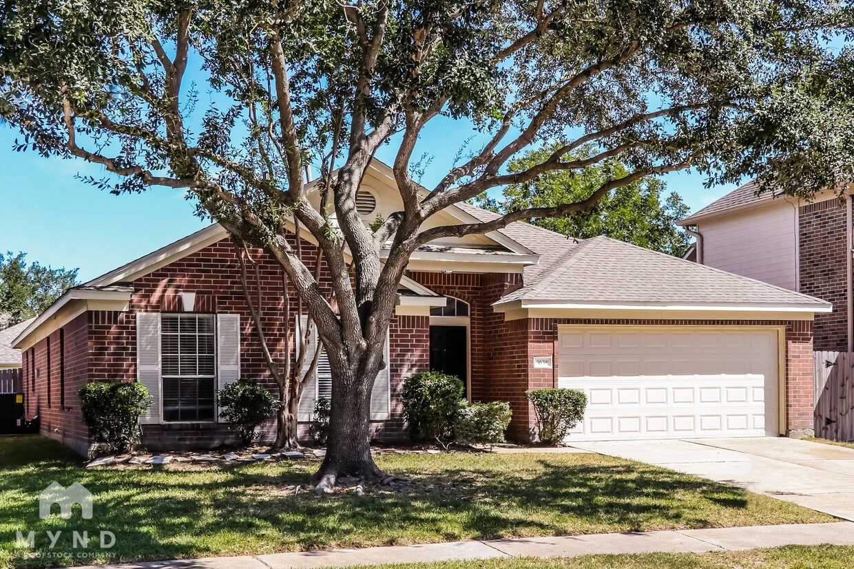 Primary Photo - 3638 Slocom Dr