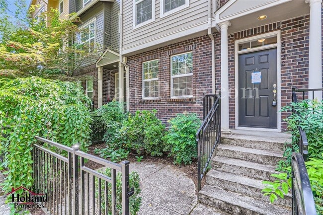 Foto del edificio - Lovely 3-Level Townhouse in great Hillsboro location!