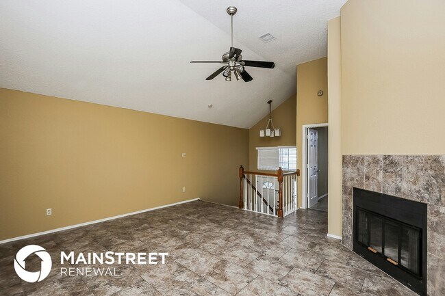 Building Photo - 764 Meadowcreek Ct